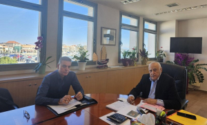 Με τον Δήμαρχο Λευκάδας συναντήθηκε ο Πρόεδρος του Επιμελητηρίου