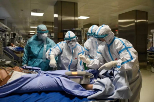 Νέα επιχειρησιακά σχέδια στα νοσοκομεία στη διαχείριση των Covid περιστατικών