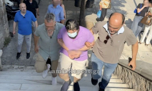 Έγκλημα στη Λαμία: «Να καείς ζωντανός στον φούρνο» - Αποδοκίμασαν τον δολοφόνο έξω από τα δικαστήρια