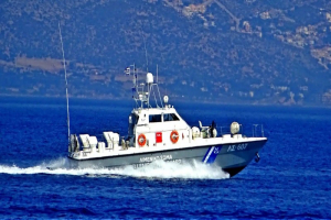 Ζάκυνθος: Φωτιά σε τουριστικό σκάφος – Απομακρύνθηκαν με ασφάλεια όλοι οι επιβαίνοντες