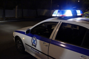 Νέα γυναικοκτονία στη Νίκαια: 50χρονος έπνιξε τη γυναίκα του - «Ελάτε σπίτι, τη σκότωσα»