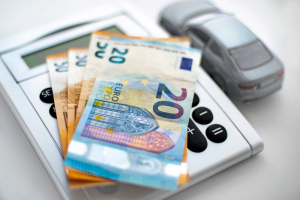 Μεγάλη παράταση στα τέλη κυκλοφορίας