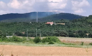 Μεγάλη φωτιά στην Αλεξανδρούπολη: Στη μάχη εναέρια μέσα
