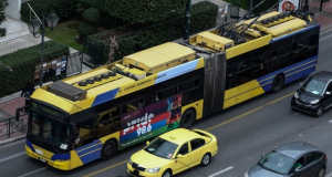 Ανήλικη δέχθηκε σεξουαλική επίθεση από αλλοδαπό μέσα σε τρόλεϊ, στο κέντρο της Αθήνας!