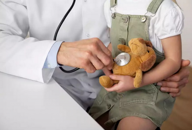 Οξεία ηπατίτιδα σε παιδιά: Συνολικά 9 περιστατικά στη χώρα μας