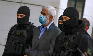 Με εγκεφαλικό στο νοσοκομείο ο Πέτρος Φιλιππίδης