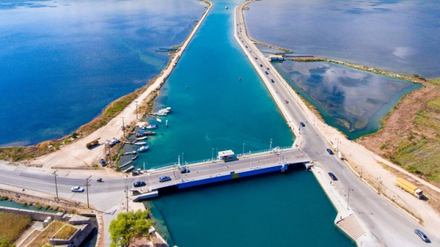 Επιμελητήριο Λευκάδας: Να γνωστοποιήσουν οι αρμόδιοι τις ενέργειές τους για την πλωτή γέφυρα