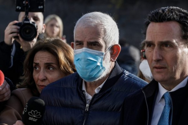 Πέτρος Φιλιππίδης: Αθώος για τον βιασμό κατ’ εξακολούθηση και ένοχος για δύο απόπειρες