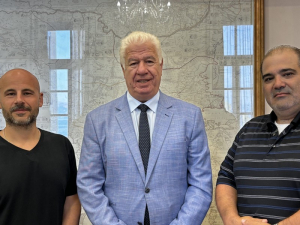 Επίσκεψη Κερκυραίων της Νέας Υόρκης στον Περιφερειάρχη Ιονίων Νήσων