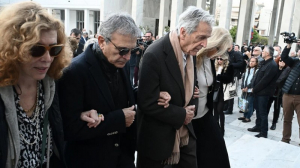 Βασίλης Βασιλικός: Συγκίνηση στο τελευταίο αντίο του σπουδαίου συγγραφέα