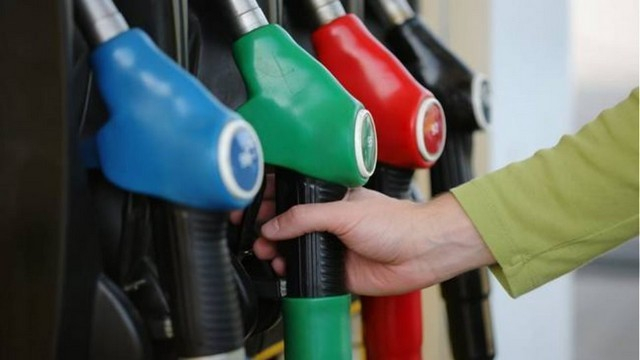 Fuel Pass 2: Γιατί δεν «πάνε ταμείο» χιλιάδες δικαιούχοι