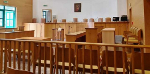 Λευκάδα: Διακοπή της δίκης για απόπειρα βιασμού