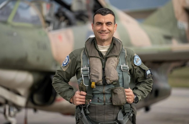 Καλαμάτα: Οδύνη για τον 40χρονο Επαμεινώνδα Κωστέα που σκοτώθηκε στη διάρκεια εκπαιδευτικής πτήσης