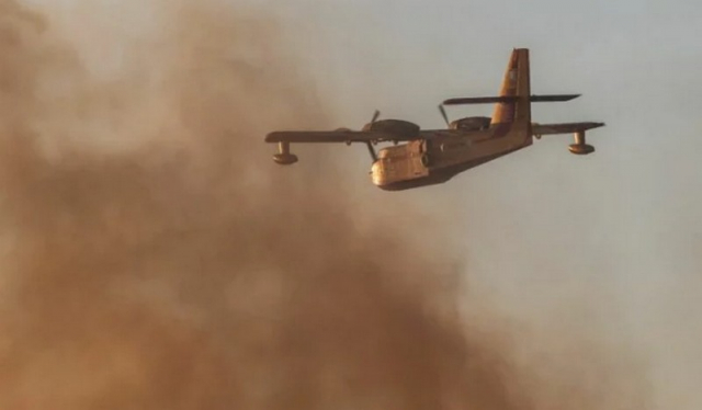 Η αεροπυρόσβεση στην Ελλάδα αργοπεθαίνει από έλλειψη πολιτικών πρωτοβουλιών