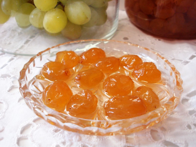 Γαστρονομία &amp; Απολαύσεις: Γλυκό του κουταλιού σταφύλι