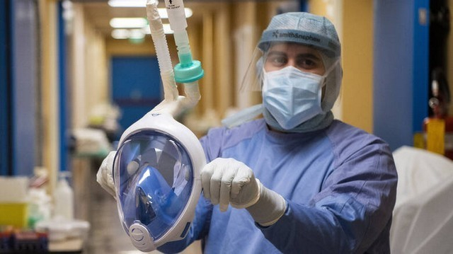 Κορωνοϊός: Άλλοι 44 θάνατοι / Εμβολιασμένοι οι μισοί διασωληνωμένοι