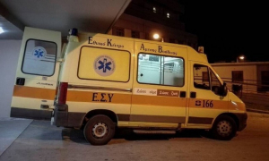 Βοιωτία: Κοπέλα καυγάδισε με το αγόρι της και τον πάτησε με το αυτοκίνητο - Τραυματίστηκε σοβαρά