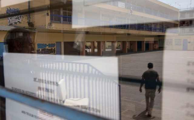 Πανελλαδικές 2022: Πέφτουν οι βάσεις των περιζήτητων σχολών