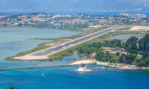 Προσπάθησαν να ταξιδέψουν παράνομα από τα αεροδρόμια Κέρκυρας και Ζακύνθου