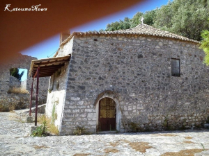 Γιορτάζει το εκκλησάκι της Αγίας Σοφίας στο Κάστρο της Βόνιτσας