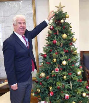 Το εορταστικό μήνυμα του Περιφερειάρχη, Γιάννη Τρεπεκλή, για τα Χριστούγεννα και το νέο έτος