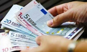 «Κόκκινα» δάνεια €90 δισ. σε τράπεζες και funds – Οι αλλαγές στον Εξωδικαστικό και τα αιτήματα των servicers