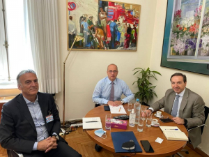 Συνάντηση Γ. Οικονόμου με Γ. Μπούγα και CEO ΤΡΑΙΝΟΣE, M. Capotorto