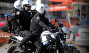 Λάρισα: Ληστής χτύπησε άγρια ηλικιωμένη για να της αρπάξει... πέντε ευρώ