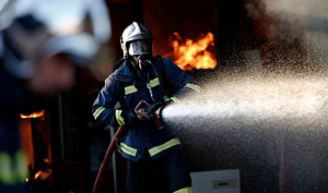 Φωτιά σε αποθήκη στην Πλαγιά Αιτωλοακαρνανίας
