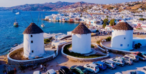 Μύκονος: Μετά τα καβουροπόδαρα… η αστακομακαρονάδα