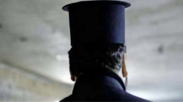 Ιερέας κάλεσε πιστούς για προσκύνημα σε μοναστήρι και τους πήγε… στα μπουζούκια