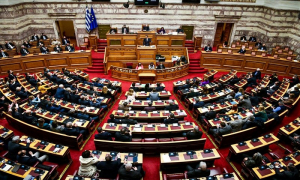 Πόθεν Έσχες: Τινάζουν τη «μπάνκα» στον αέρα οι πλούσιοι πολιτικοί – Τινάζουν τις άδειες τσέπες τους οι πολίτες