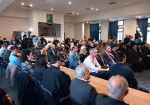 Οι Λευκαδίτες τίμησαν τον συγγραφέα και κληρικό π. Γ. Ζαμπέλη - Μεγάλη συμμετοχή του κόσμου
