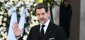 Φουντώνουν οι φήμες για εμπλοκή του Παύλου στην πολιτική σκηνή της Ελλάδας