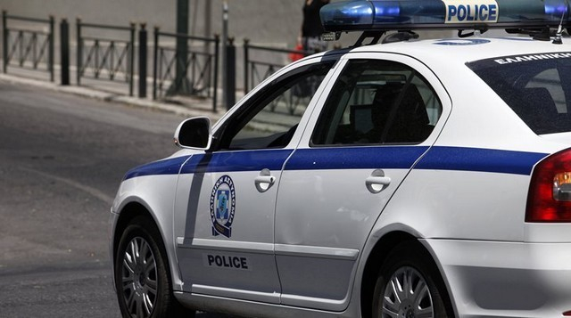 Παλλήνη: Ληστές εισέβαλαν σε διαμέρισμα και ξυλοκόπησαν τον ιδιοκτήτη