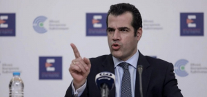 Κατάντια! Μητέρα καρκινοπαθούς παιδιού ψάχνει σιρόπι στο ίντερνετ