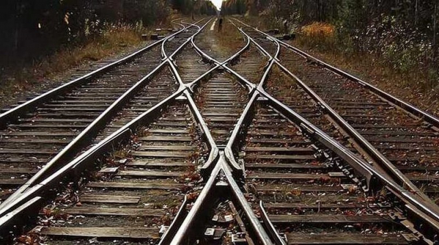 Δέσμευση Καραγιάννη για χρηματοδότηση της μελέτης του τρένου στην Ήπειρο