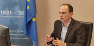 Νέες δράσεις για την προστασία των υδάτων και τη δημόσια υγεία από την Περιφέρεια