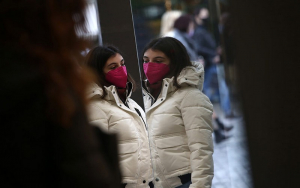 Πότε με το καλό το «διαζύγιο» από τον κορωνοϊό;