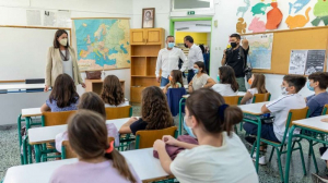 Νέο ολοήμερο σχολείο με ωράριο ως τις 17:30: Πώς, πότε και πού θα εφαρμοστεί - Τα 7 «κλειδιά» του σχεδίου