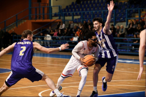 Δόξα Λευκάδας-Κόροιβος Αμαλιάδας 83-78 (κ.α. 67-67)