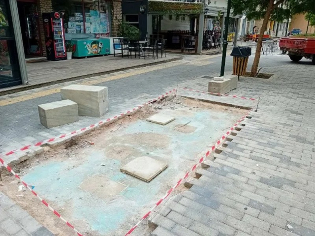 Βόνιτσα: Ξηλώθηκαν οι πίδακες νερού από την πλατεία