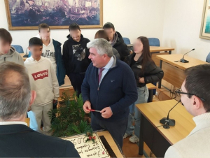 Με τον Δήμαρχο Πρέβεζας έκοψε τη Βασιλόπιτα το 2ο Γυμνάσιο Πρέβεζας