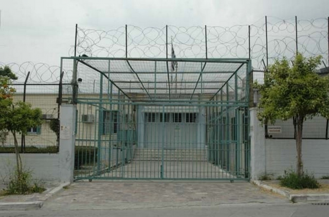 Βόλος: Κρατούμενος το έσκασε από τις φυλακές – Συνελήφθη ο σκοπός