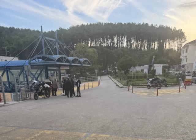 Ελαφρύ τροχαίο στην Ιόνια και… ειδική μεταχείριση στο Χατζηκώστα για τον Λευτέρη Αυγενάκη!