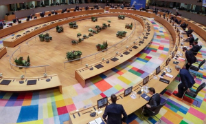 Υποκρισία: H EE τόσα χρόνια έχει κάνει δόγμα την «ενσωμάτωση» και τώρα θυμήθηκε ότι «άλλο πρόσφυγας και άλλο μετανάστης»!