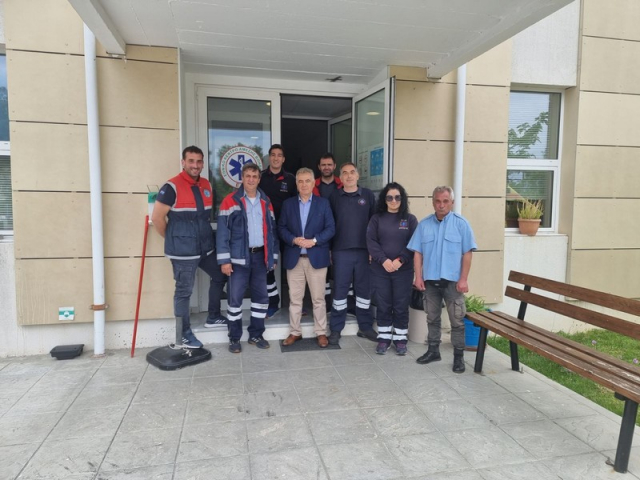 Θαν. Καββαδάς: Το ΕΚΑΒ Λευκάδας διαθέτει 3 ασθενοφόρα &amp; 19 διασώστες