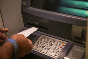 Αναβάθμιση των ΑΤΜ σε Φιλιππιάδα και Θεσπρωτικό ζητά ο Δήμος Ζηρού