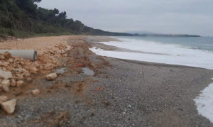 Πρέβεζα: Η πρώτη κακοκαιρία “σκόρπισε” τον ποδηλατόδρομο - Αντιδρούν οι κάτοικοι