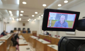 Με μηνύσεις κι αγωγές απειλεί ο Περιφερειάρχης Ηπείρου, εξηγήσεις ζητά η Εθνική Αρχή Διαφάνειας